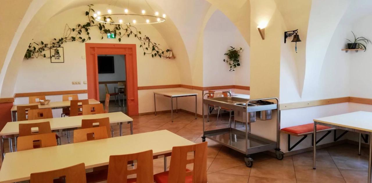 Hostel Christliche Jugendbildungs- und Begegnungsstätte Schloss Mansfeld Exterior foto